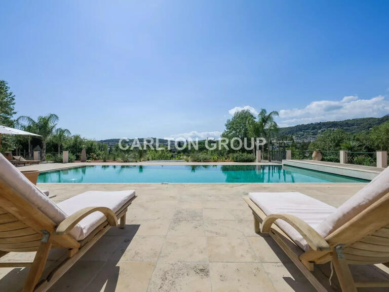 Villa Saint-Paul-de-Vence - 5 bedrooms - 276m²