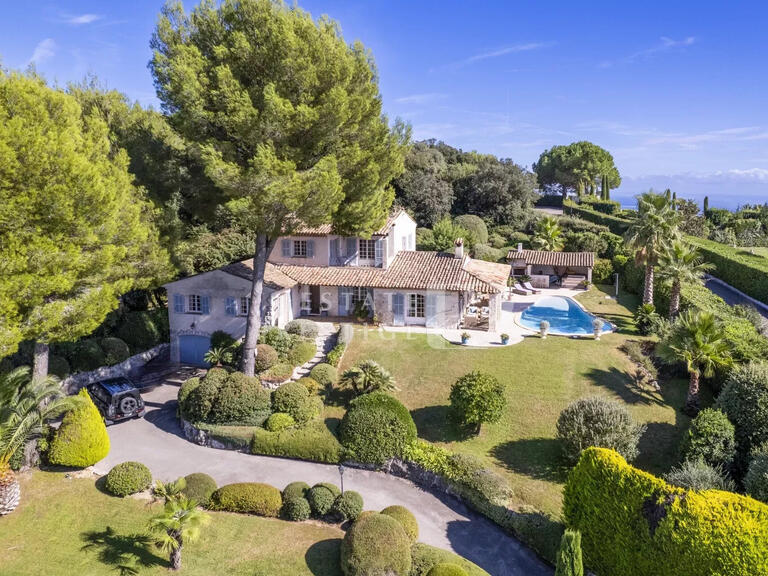 Villa Saint-Paul-de-Vence - 3 bedrooms - 220m²