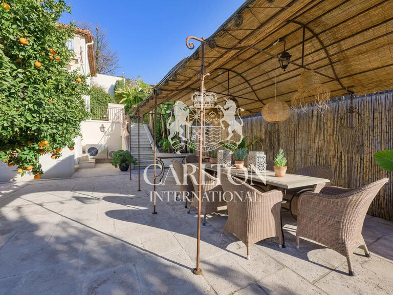 Villa Saint-Paul-de-Vence - 7 bedrooms - 300m²