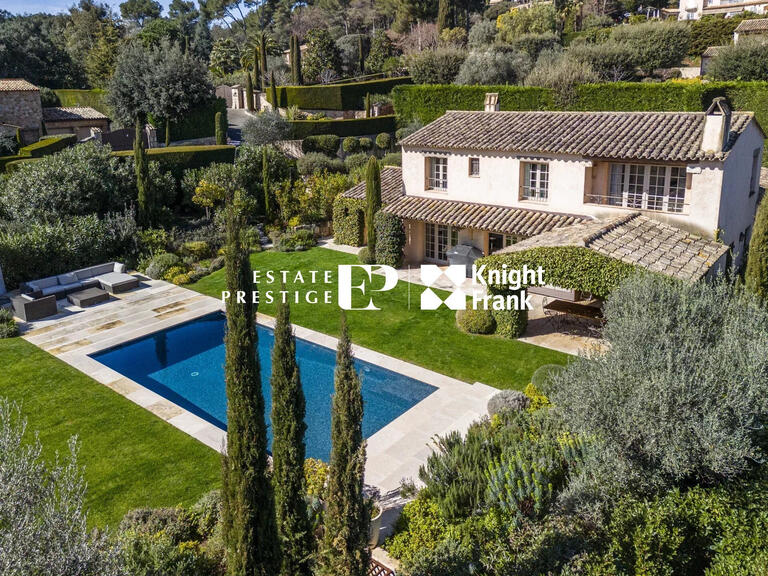 Villa Saint-Paul-de-Vence - 4 bedrooms - 200m²