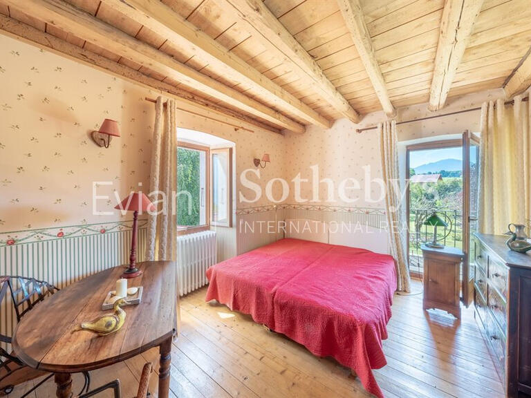 Maison Saint-Paul-en-Chablais - 5 chambres - 261m²