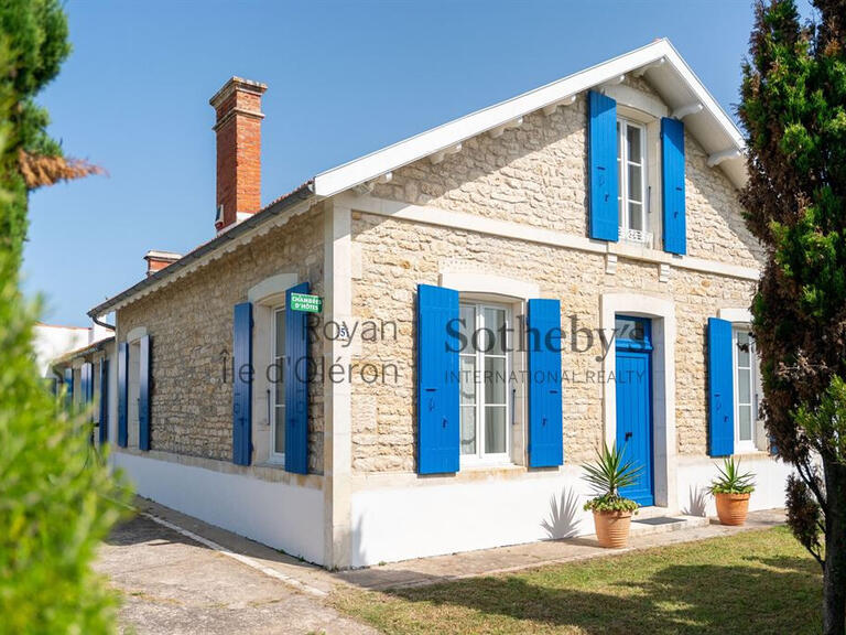 House Saint-Pierre-d'Oléron - 6 bedrooms - 216m²