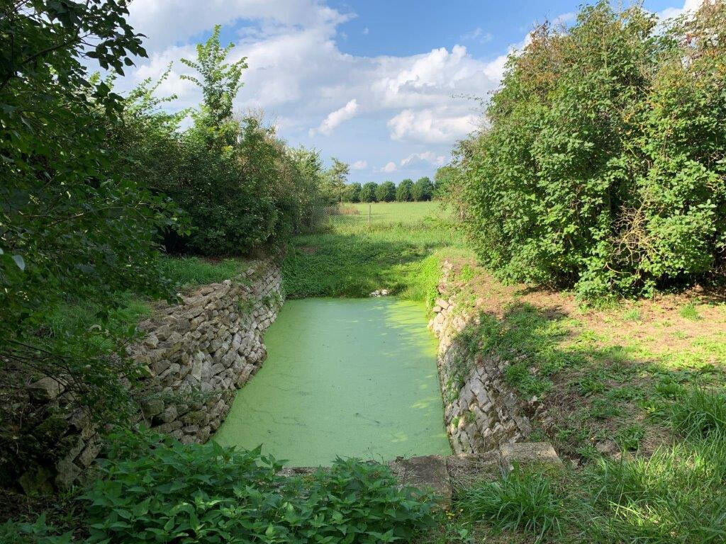 Castle Saint-Pierre-le-Moûtier