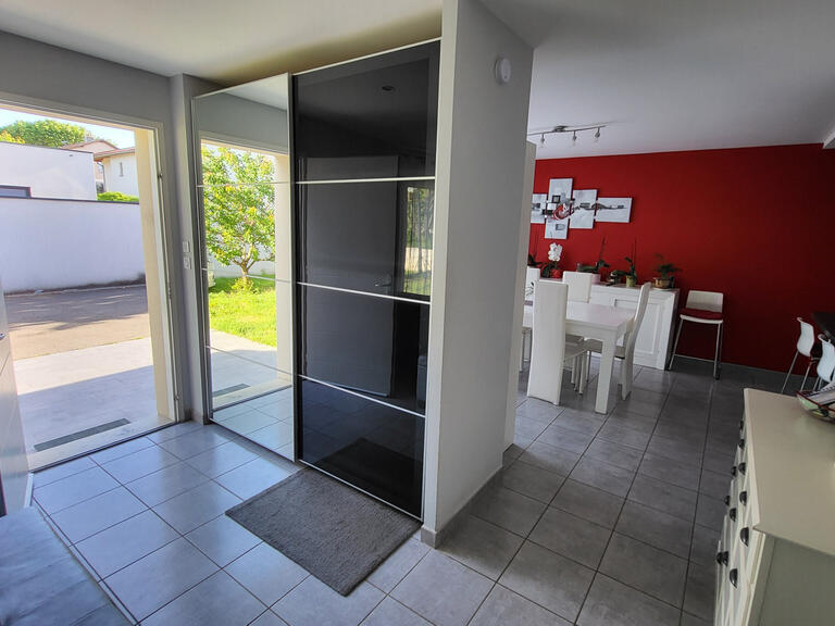 Maison Saint-Priest - 4 chambres - 126m²