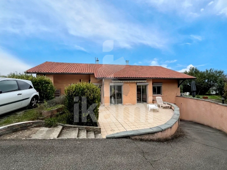 House Saint-Priest - 4 bedrooms - 154m²