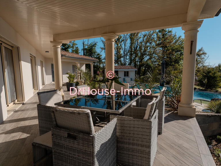 Villa Saint-Privat-des-Prés - 4 chambres - 250m²