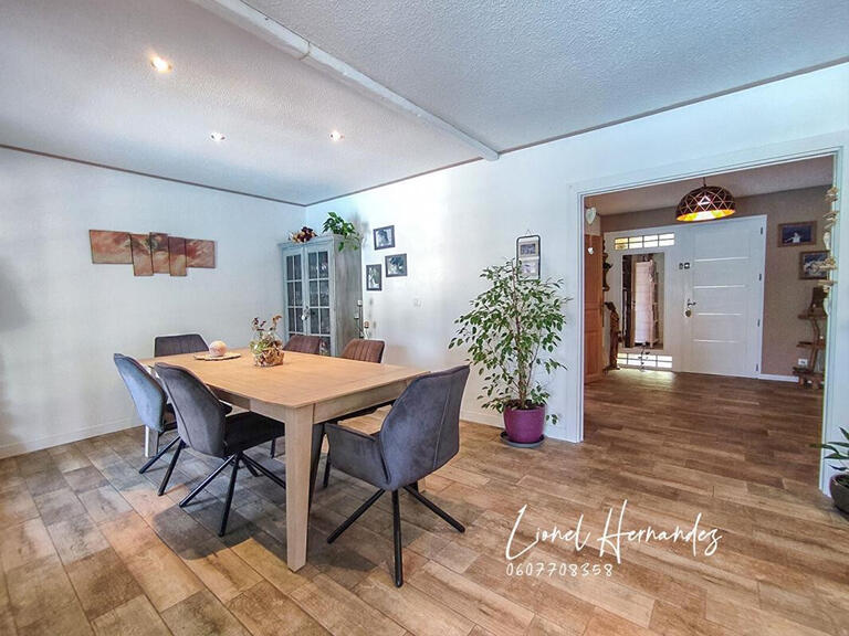 Vente Maison Saint-Privat-des-Vieux - 5 chambres