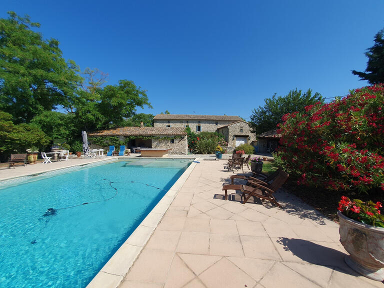 House Saint-Quentin-la-Poterie - 5 bedrooms - 300m²