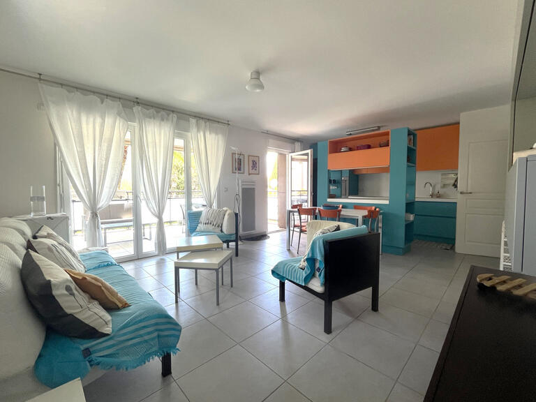 Sale Apartment Saint-Raphaël - 2 bedrooms