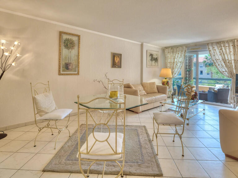 Apartment Saint-Raphaël - 2 bedrooms - 83m²