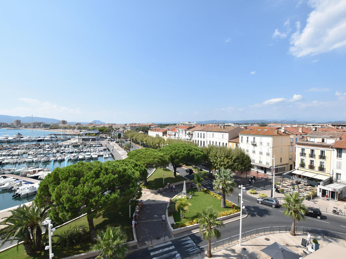 Apartment Saint-Raphaël