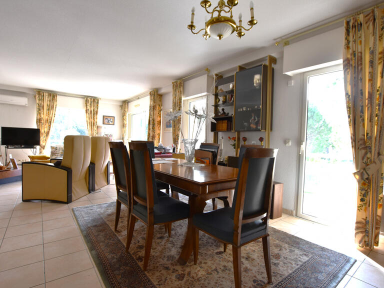 Apartment Saint-Raphaël - 3 bedrooms - 140m²