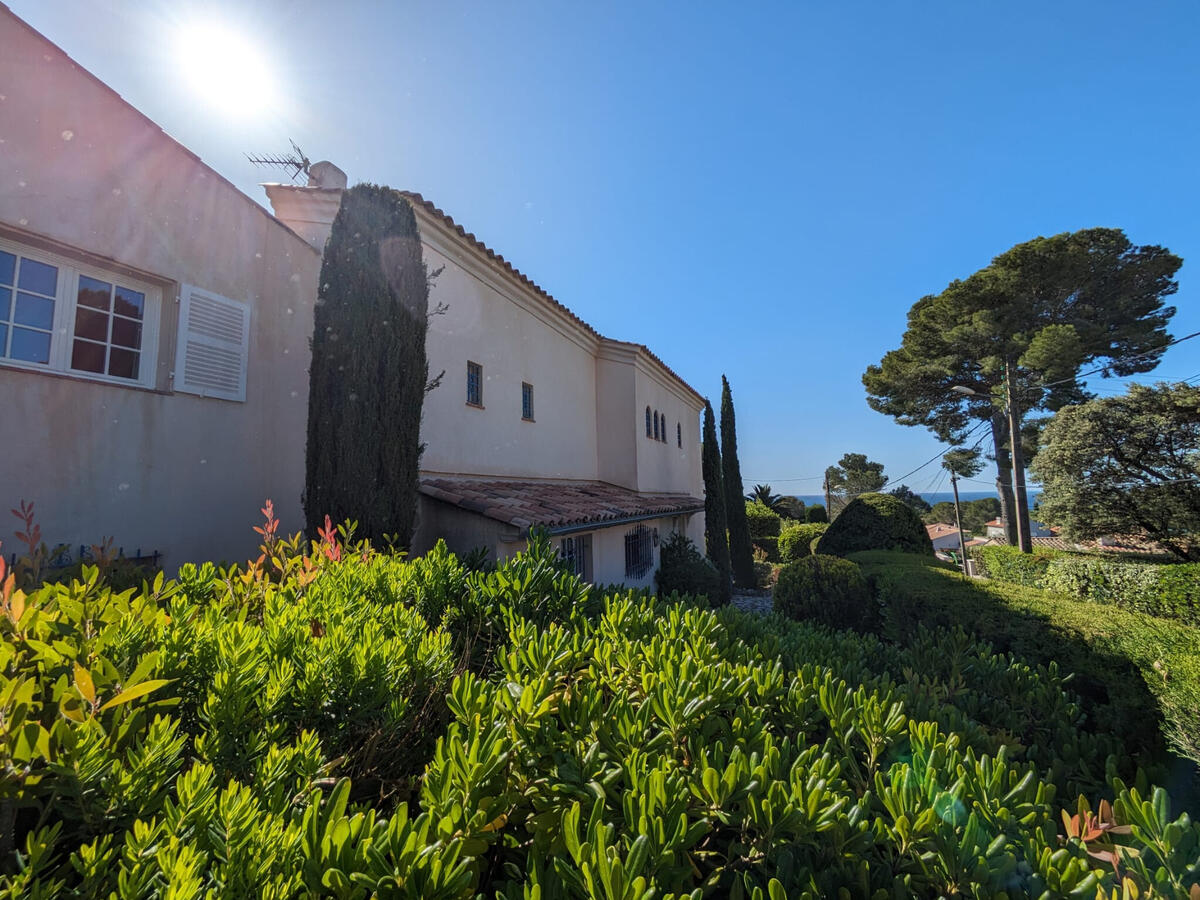 House Saint-Raphaël