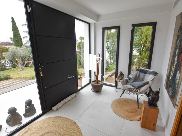 House Saint-Raphaël - 4 bedrooms - 230m²