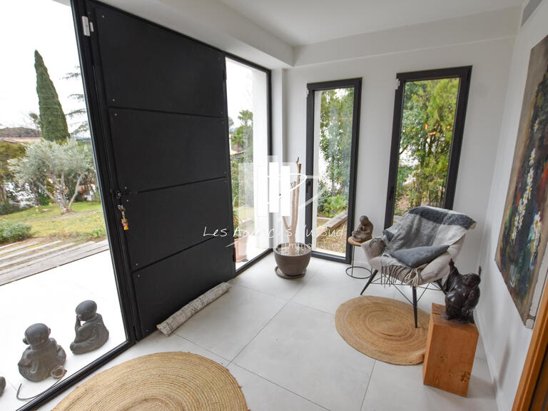 House Saint-Raphaël - 4 bedrooms - 220m²