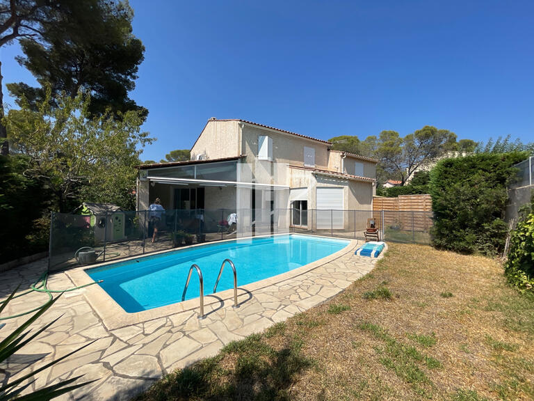 House Saint-Raphaël - 4 bedrooms - 141m²