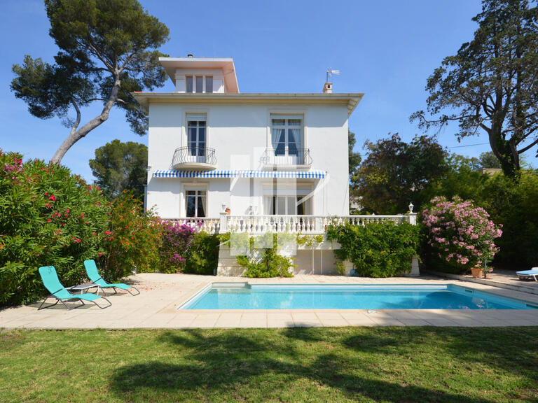 House Saint-Raphaël - 6 bedrooms - 275m²