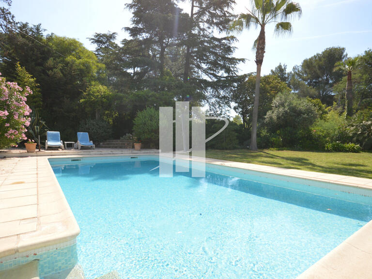 House Saint-Raphaël - 6 bedrooms - 275m²