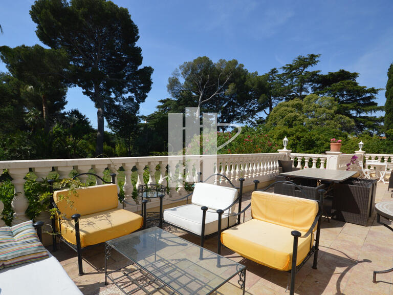 House Saint-Raphaël - 6 bedrooms - 275m²