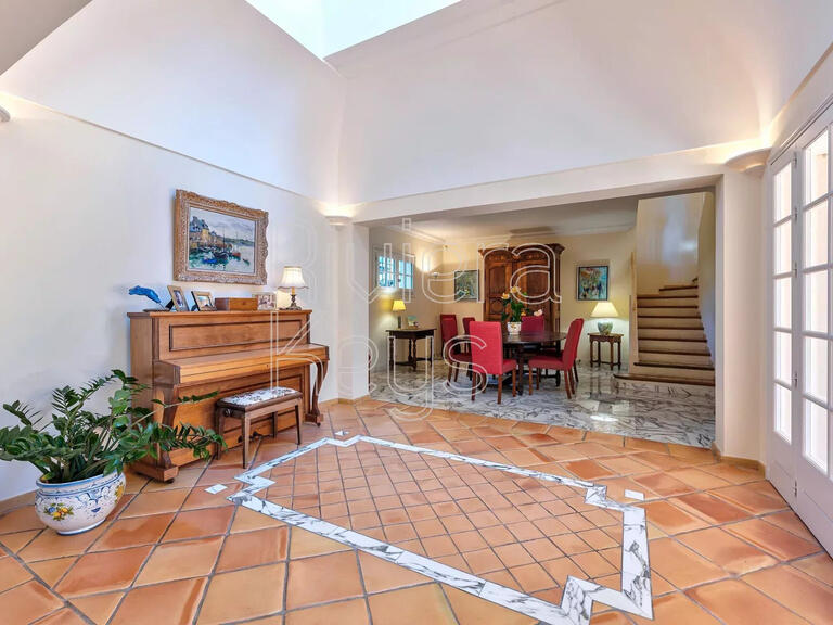 House Saint-Raphaël - 5 bedrooms - 320m²