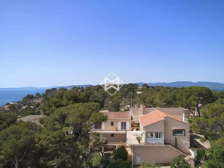 Sale Villa with Sea view Saint-Raphaël - 5 bedrooms