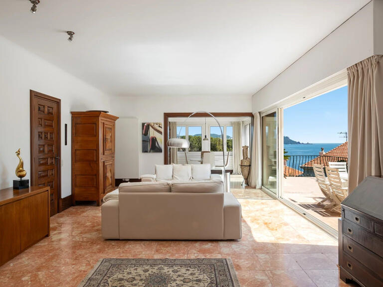 Villa Saint-Raphaël - 5 chambres - 341m²