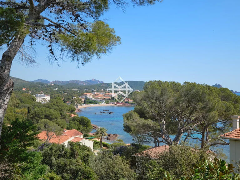 Sale Villa with Sea view Saint-Raphaël - 5 bedrooms