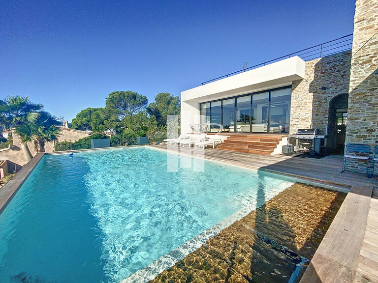 Villa Saint-Raphaël - 6 chambres - 460m²