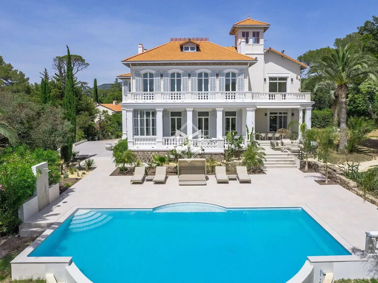 Sale Villa with Sea view Saint-Raphaël - 6 bedrooms