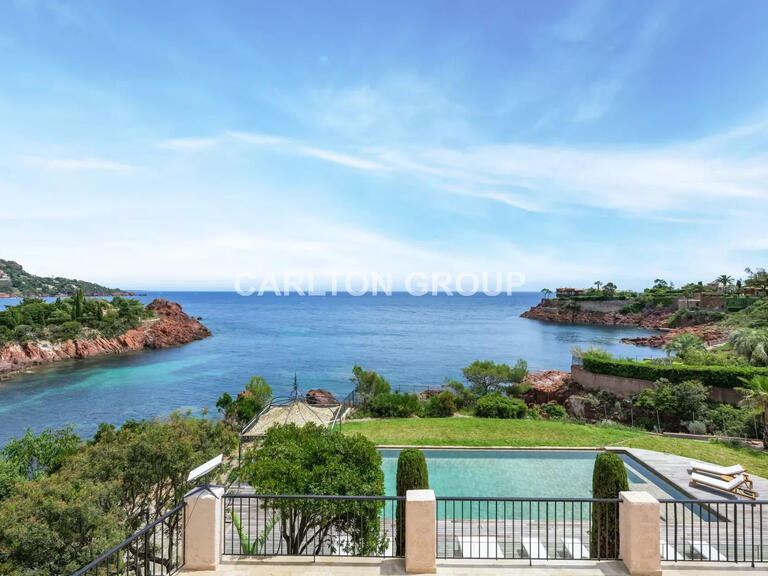 Villa with Sea view Saint-Raphaël - 6 bedrooms - 450m²