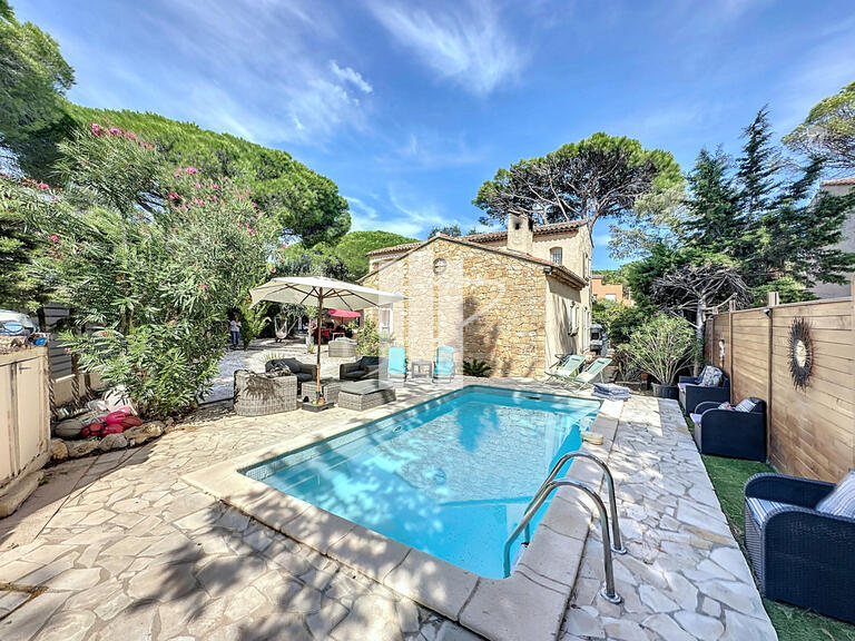 Villa Saint-Raphaël - 4 chambres - 130m²