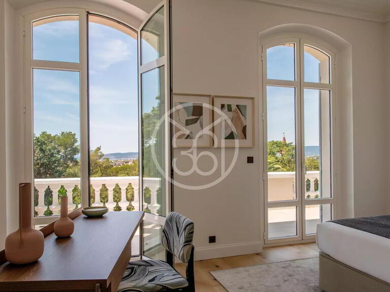 Villa Saint-Raphaël - 430m²