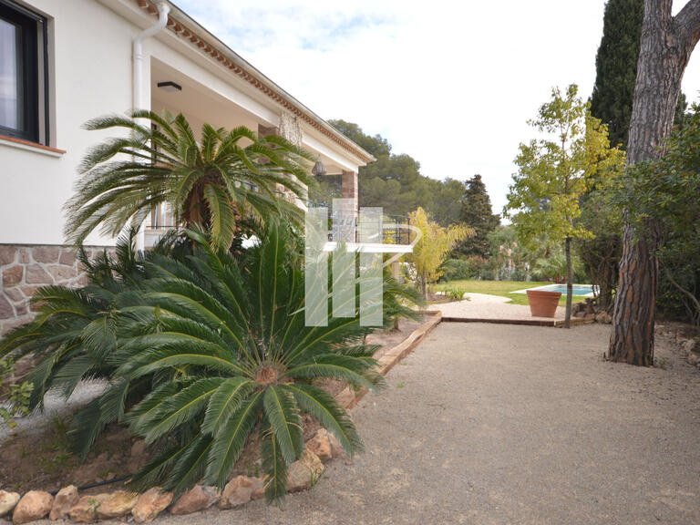 Villa Saint-Raphaël - 4 chambres - 195m²