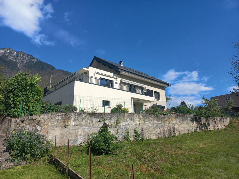 Vente Maison Saint-Rémy-de-Maurienne - 6 chambres