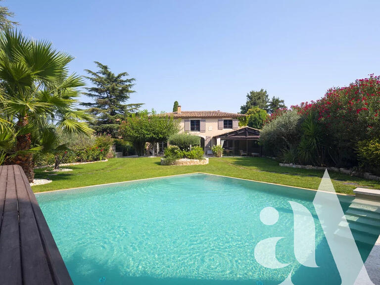 Apartment Saint-Rémy-de-Provence - 5 bedrooms - 1800m²