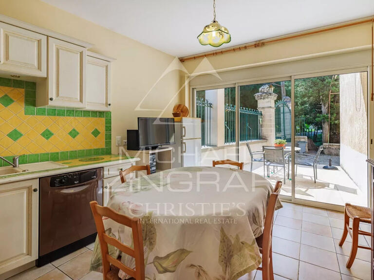 House Saint-Rémy-de-Provence - 7 bedrooms - 579m²