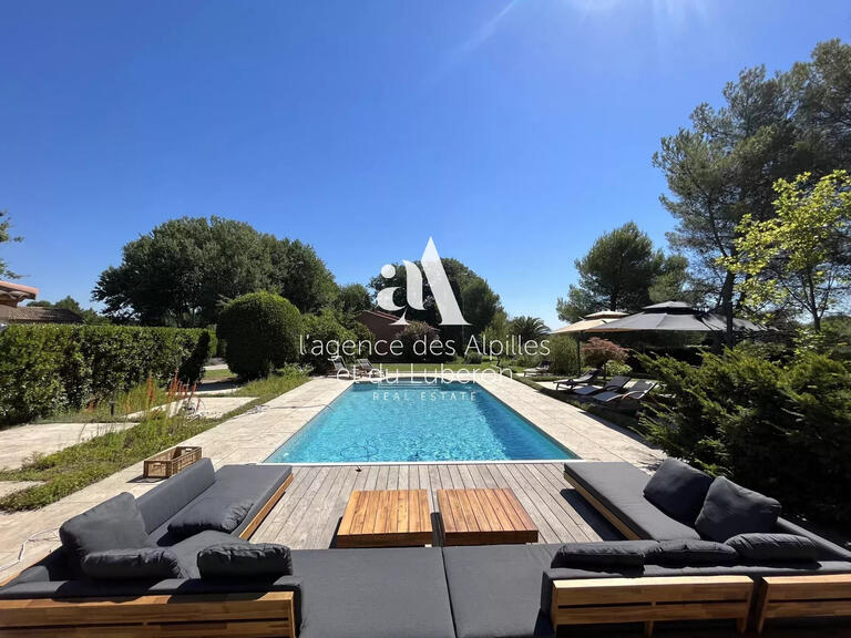 House Saint-Rémy-de-Provence - 6 bedrooms - 300m²