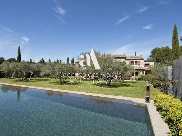 Maison Saint-Rémy-de-Provence - 7 chambres - 10000m²