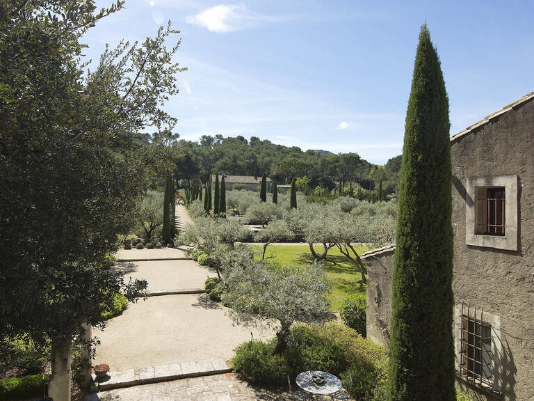 House Saint-Rémy-de-Provence - 7 bedrooms - 10000m²