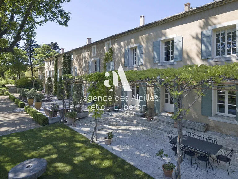 Maison Saint-Rémy-de-Provence - 10 chambres - 30000m²