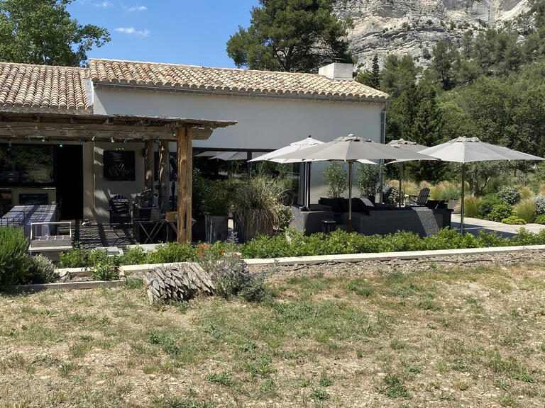 House Saint-Rémy-de-Provence - 4 bedrooms - 7000m²