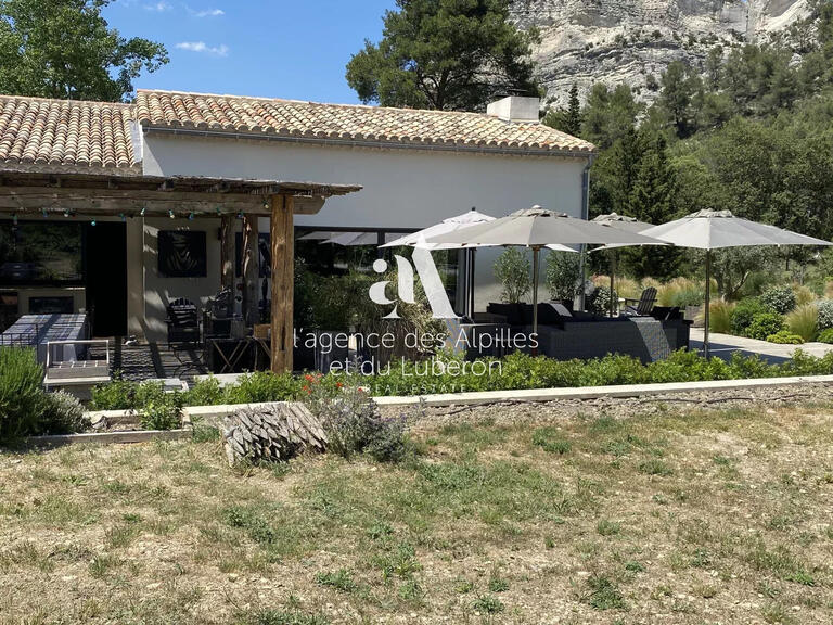 Maison Saint-Rémy-de-Provence - 4 chambres - 7000m²