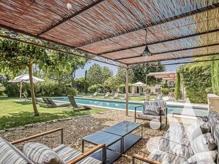 Maison Saint-Rémy-de-Provence - 6 chambres - 6500m²