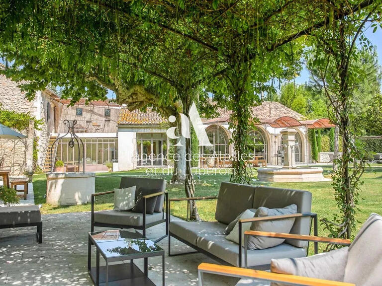 Maison Saint-Rémy-de-Provence - 6 chambres - 6500m²