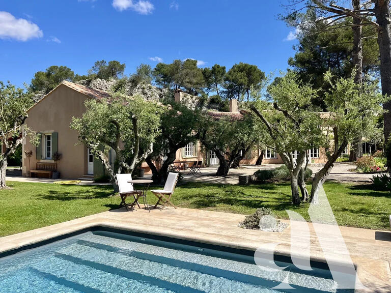 House Saint-Rémy-de-Provence - 5 bedrooms - 300m²