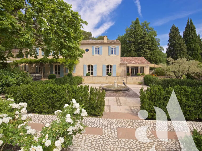 Maison Saint-Rémy-de-Provence - 9 chambres - 710m²