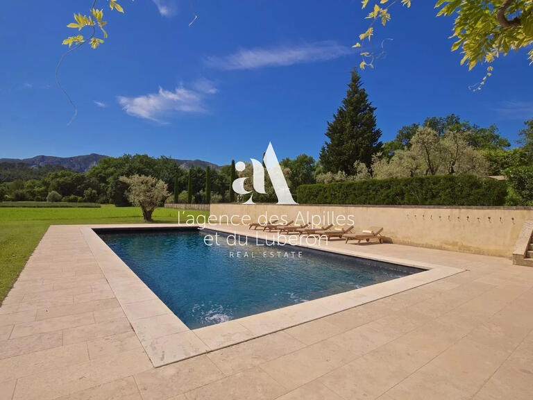 House Saint-Rémy-de-Provence - 9 bedrooms - 710m²