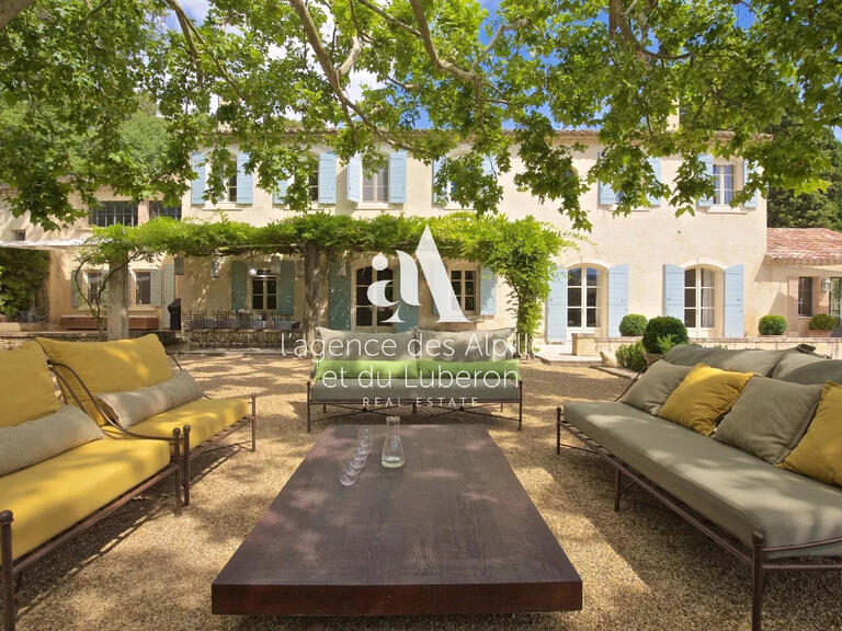 House Saint-Rémy-de-Provence - 9 bedrooms - 710m²