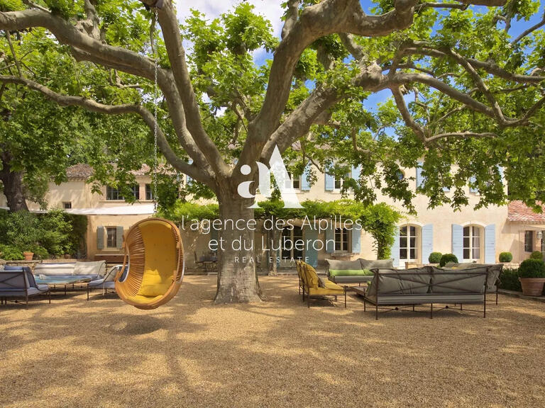 House Saint-Rémy-de-Provence - 9 bedrooms - 710m²