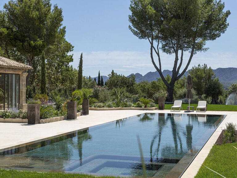 House Saint-Rémy-de-Provence - 7 bedrooms - 570m²